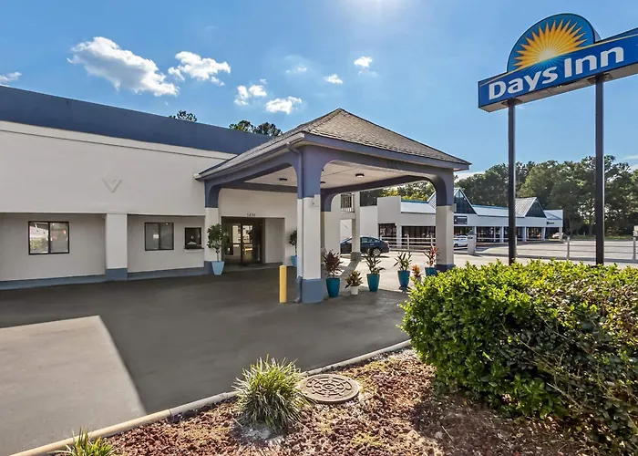 Motel: Days Inn By Wyndham Goose Creek